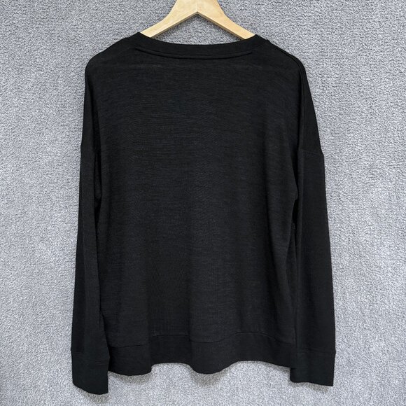 Banana Republic Relaxed Fit Luxespun Boxy V-Neck Top - Picture 7 of 11